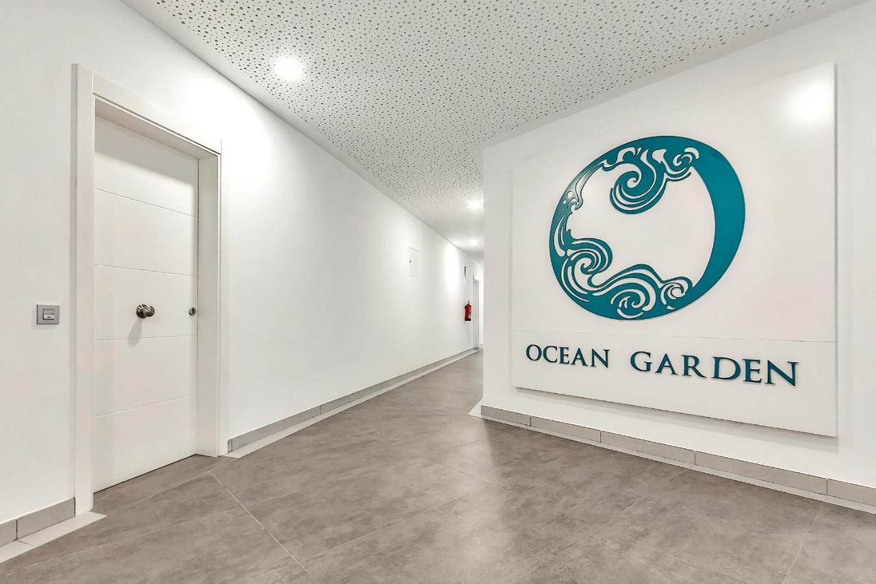 Apartment Ocean Garden With Seaview. *